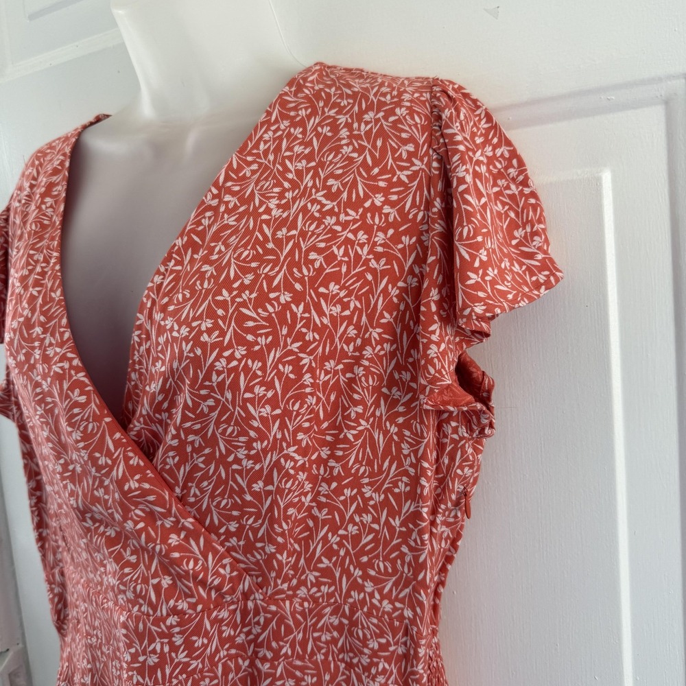 Brakeburn Dress Womens 12 Pink Floral Wrap Fit Flare Short Flutter Sleeve Summer - Picture 5 of 16